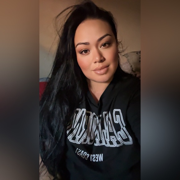 Meet your Posher, Roxy - Picture 1 of 1